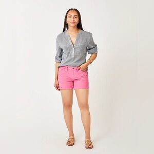 Carve Designs Oahu 4” Short Fuschia Size 10